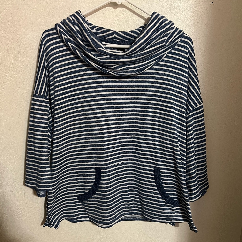 ELLEN TRACY Classic Lightweight Striped Cowl Neck Front Pocket Blouse Women's M